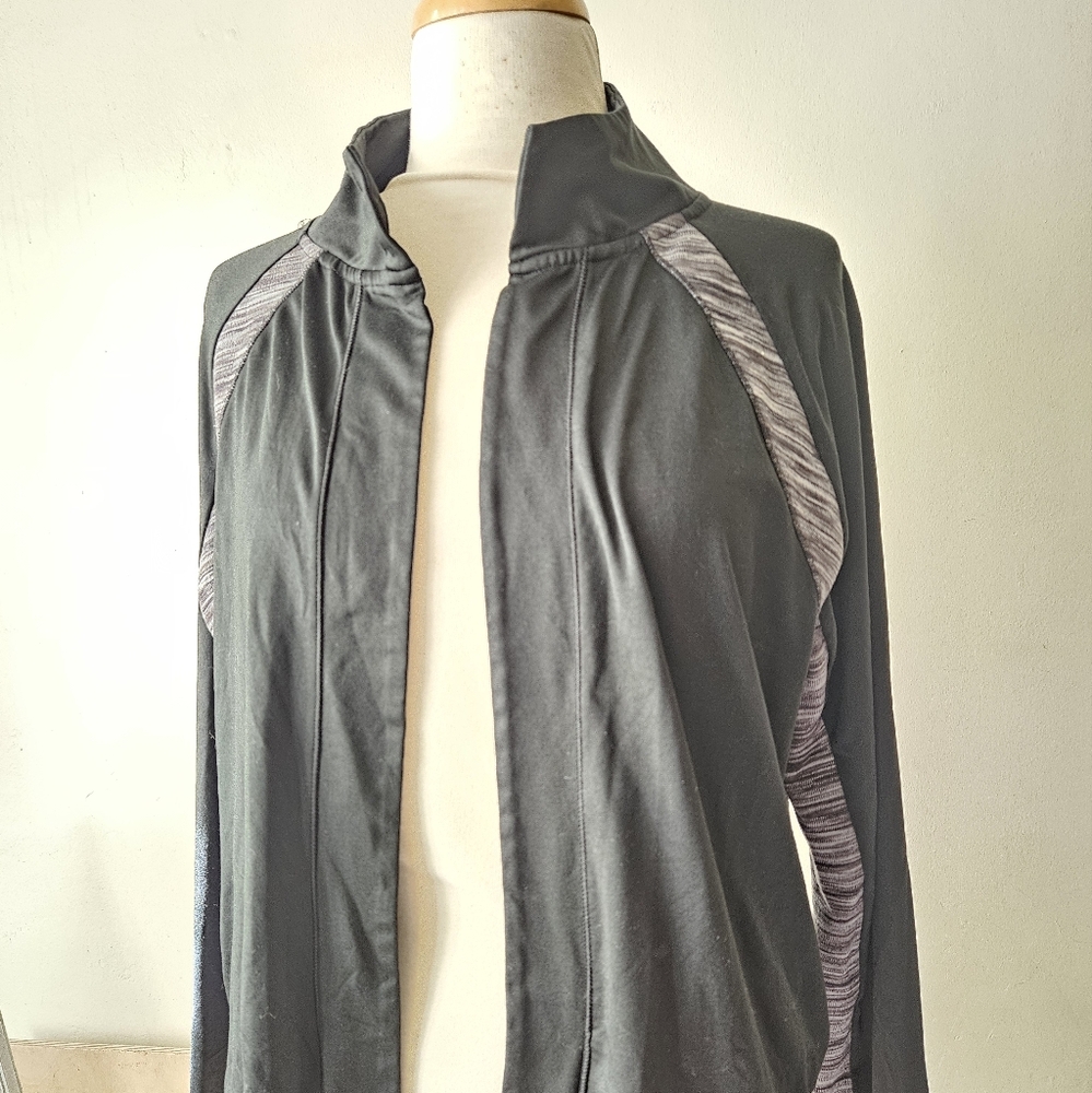 Victoria's Secret VSX Sport Black Jacket size medium - Picture 7 of 11